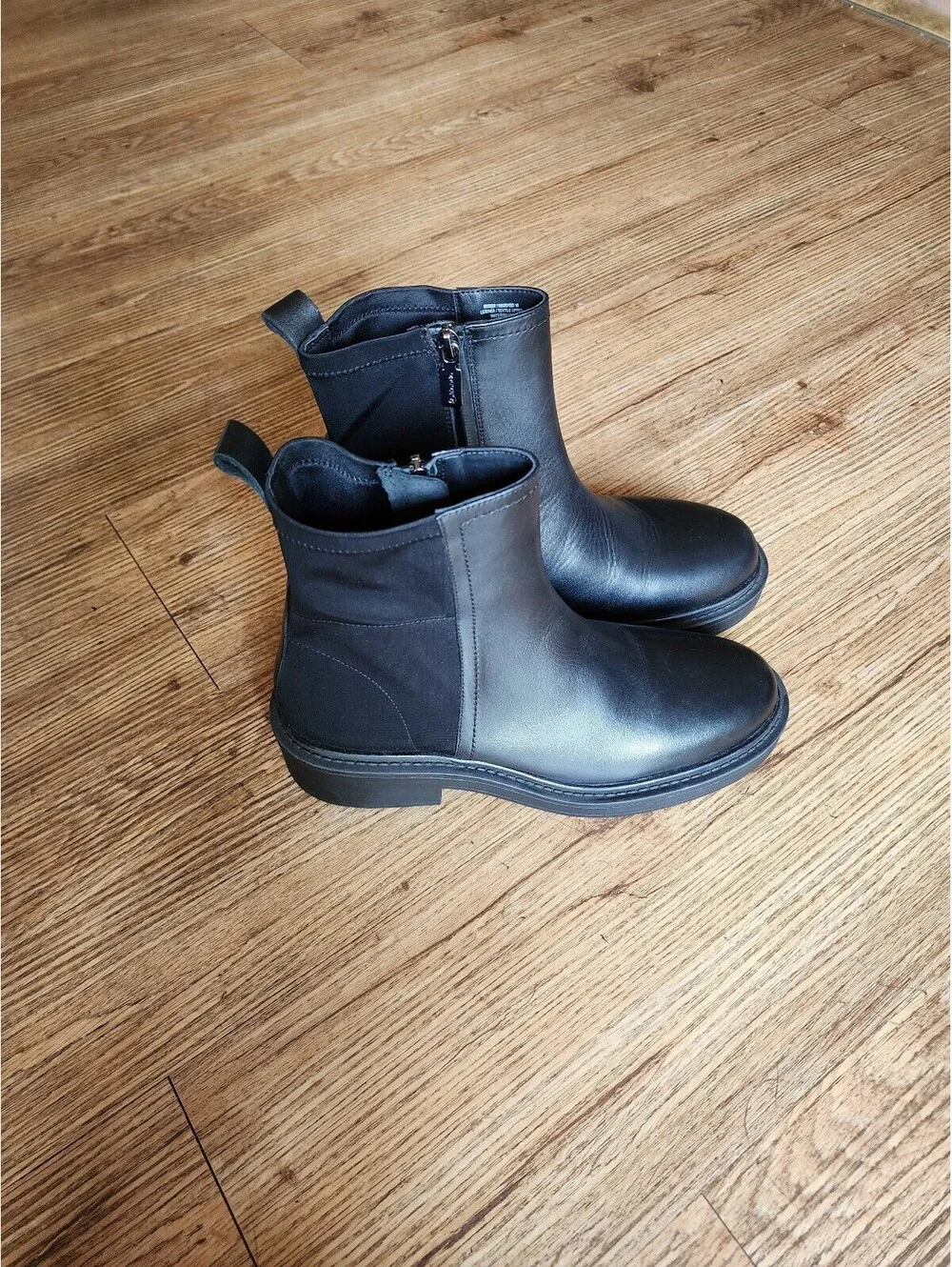 Blondo water  proofBlack Leather Ankle Boots with Side Zipper and Chunky Heel